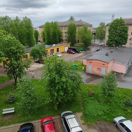 у погранпункта Lägenhet *